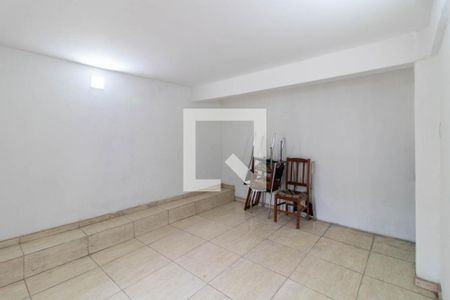 Quarto 1 de casa para alugar com 2 quartos, 50m² em Medianeira, Porto Alegre