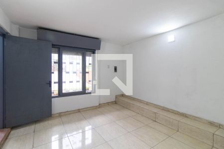 Quarto 1 de casa para alugar com 2 quartos, 50m² em Medianeira, Porto Alegre