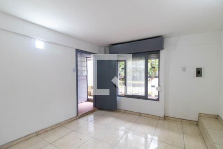 Quarto 1 de casa para alugar com 2 quartos, 50m² em Medianeira, Porto Alegre