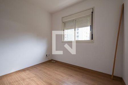 Quarto de apartamento para alugar com 4 quartos, 214m² em Sumaré, São Paulo