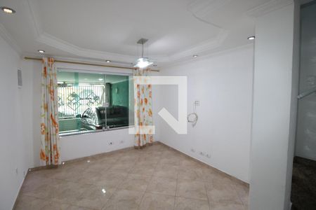 Sala de casa para alugar com 4 quartos, 250m² em Jardim Soraia, São Paulo