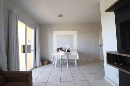 Sala de apartamento para alugar com 3 quartos, 50m² em Santa Mônica, Uberlândia