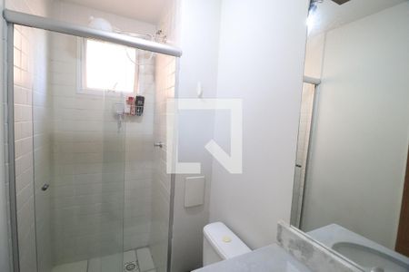 Banheiro Social de apartamento para alugar com 3 quartos, 50m² em Santa Mônica, Uberlândia