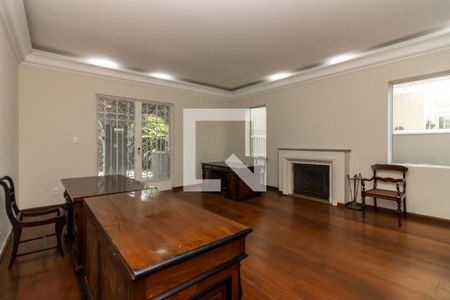 Casa para alugar com 4 quartos, 450m² em Jardim Paulista, São Paulo