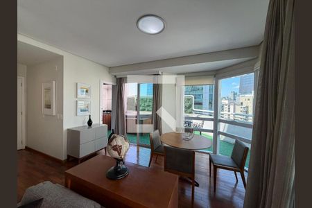 Apartamento para alugar com 3 quartos, 133m² em Vila Olímpia, São Paulo
