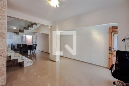Sala de casa à venda com 3 quartos, 150m² em Cambuci, São Paulo