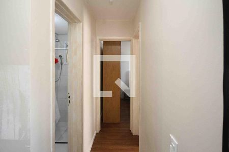 Corredor de apartamento à venda com 2 quartos, 45m² em Vila Tolstoi, São Paulo