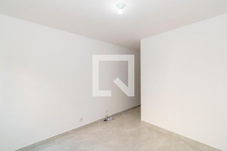 Sala de apartamento para alugar com 2 quartos, 50m² em Irajá, Rio de Janeiro