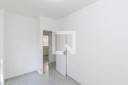 Quarto 1 de apartamento para alugar com 2 quartos, 50m² em Irajá, Rio de Janeiro