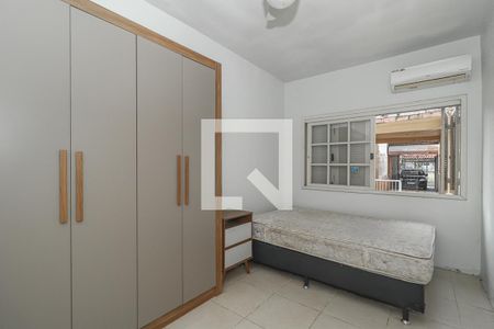 Quarto Suíte de casa para alugar com 2 quartos, 73m² em Sarandi, Porto Alegre