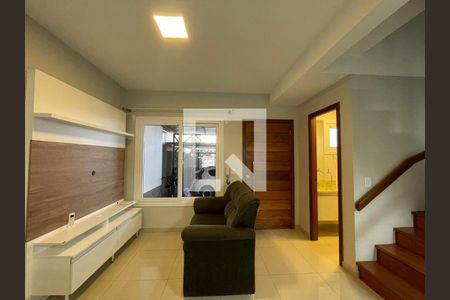 Casa de Condomínio à venda com 2 quartos, 84m² em Industrial, Novo Hamburgo