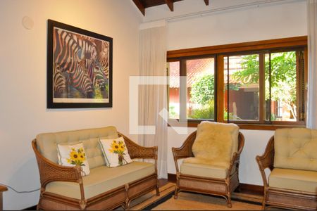 Sala  de casa de condomínio para alugar com 3 quartos, 188m² em Cristal, Porto Alegre