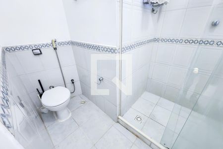 Banheiro da Suite 1  de apartamento para alugar com 2 quartos, 100m² em Flamengo, Rio de Janeiro