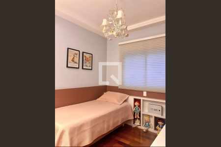 Quarto de casa à venda com 3 quartos, 95m² em Vila Regente Feijó, São Paulo