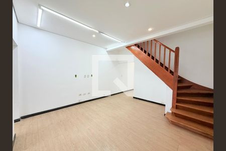 Sala de casa para alugar com 2 quartos, 120m² em Cidade Monções, São Paulo