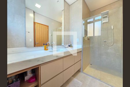 Banheiro da Suíte de apartamento à venda com 2 quartos, 80m² em Carmo, Belo Horizonte