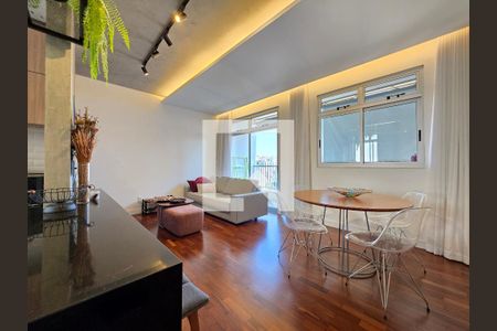 Sala  de apartamento à venda com 2 quartos, 80m² em Carmo, Belo Horizonte