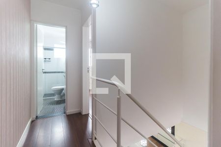 Hall de casa de condomínio para alugar com 2 quartos, 70m² em Jundiapeba, Mogi das Cruzes
