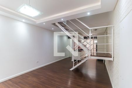 Sala de casa de condomínio para alugar com 2 quartos, 70m² em Jundiapeba, Mogi das Cruzes
