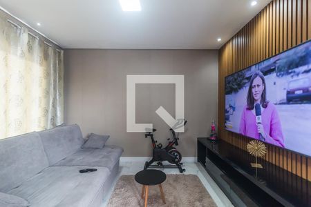 Sala de TV de casa de condomínio para alugar com 3 quartos, 400m² em Sabaúna, Mogi das Cruzes