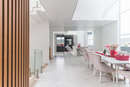 Sala de casa de condomínio para alugar com 3 quartos, 400m² em Sabaúna, Mogi das Cruzes