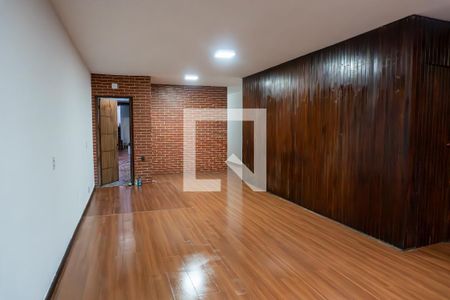 Sala de casa para alugar com 2 quartos, 300m² em Rocha, Rio de Janeiro