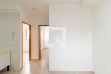 Sala de apartamento à venda com 2 quartos, 40m² em Jardim Caguassu, São Paulo
