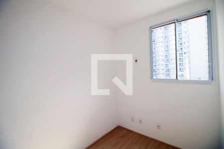 Quarto 1 de apartamento para alugar com 2 quartos, 38m² em Irajá, Rio de Janeiro