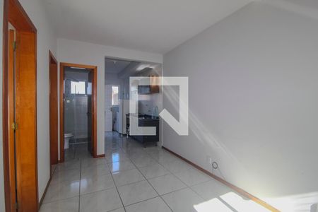 Sala de casa de condomínio para alugar com 2 quartos, 49m² em Restinga, Porto Alegre