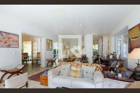 Casa à venda com 4 quartos, 700m² em Paineiras do Morumbi, São Paulo
