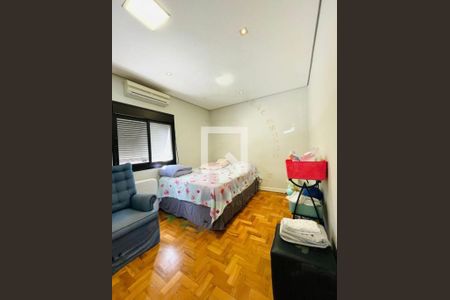 Casa à venda com 4 quartos, 300m² em Brooklin, São Paulo