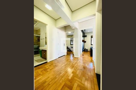 Casa à venda com 4 quartos, 300m² em Brooklin, São Paulo