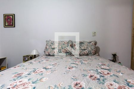 Casa 1 - Quarto 1 de casa à venda com 4 quartos, 185m² em Vila Sao Francisco, São Paulo