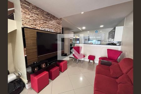 Sala de casa de condomínio à venda com 3 quartos, 135m² em Recreio dos Bandeirantes, Rio de Janeiro