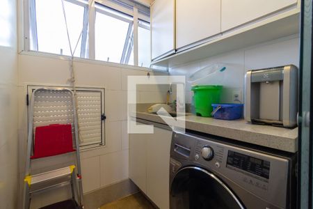 Sala/Cozinha de apartamento à venda com 2 quartos, 80m² em Jardins, São Paulo