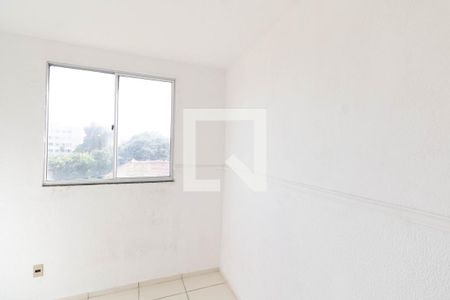 Quarto 1 de apartamento para alugar com 2 quartos, 50m² em Santa Cruz, Rio de Janeiro