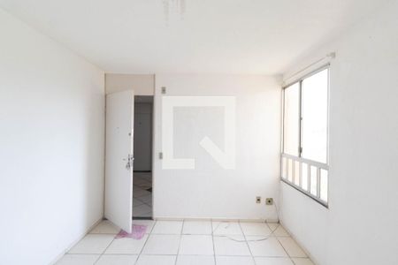 Sala de apartamento para alugar com 2 quartos, 50m² em Santa Cruz, Rio de Janeiro
