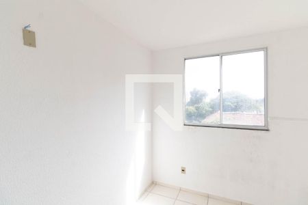 Quarto 1 de apartamento para alugar com 2 quartos, 50m² em Santa Cruz, Rio de Janeiro