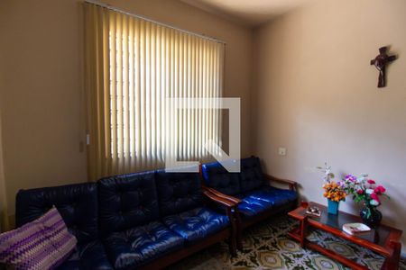 Casa à venda com 3 quartos, 249m² em Caramujo, Niterói