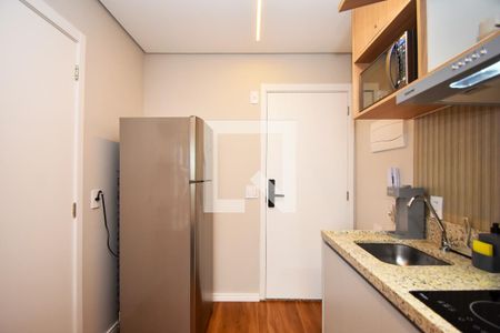 cozinha de kitnet/studio para alugar com 1 quarto, 25m² em Vila Madalena, São Paulo