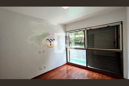 Apartamento para alugar com 3 quartos, 160m² em Alto de Pinheiros, São Paulo