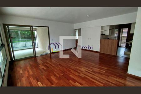 Apartamento para alugar com 3 quartos, 160m² em Alto de Pinheiros, São Paulo