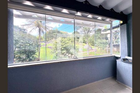 Varanda da Suíte de casa à venda com 3 quartos, 355m² em Jardim Monjolo, São Paulo