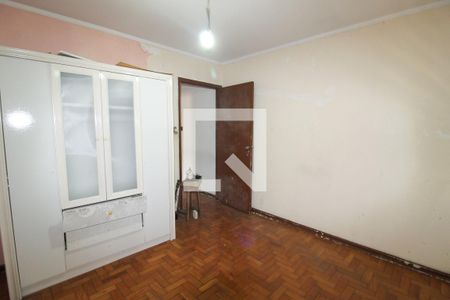 Quarto 1 de casa para alugar com 2 quartos, 90m² em Jardim Ivana, São Paulo