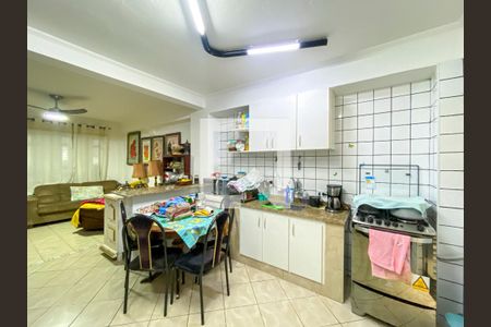 Cozinha de casa à venda com 3 quartos, 150m² em Parque Casa de Pedra, São Paulo