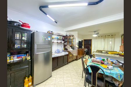 Cozinha de casa à venda com 3 quartos, 150m² em Parque Casa de Pedra, São Paulo