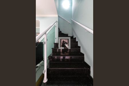 Escada de casa à venda com 2 quartos, 52m² em Vila Ré, São Paulo