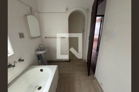 Banheiro de apartamento para alugar com 1 quarto, 44m² em Santa Ifigênia, São Paulo