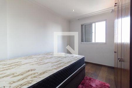Quarto 1 de apartamento para alugar com 2 quartos, 64m² em Vila Moraes, São Paulo