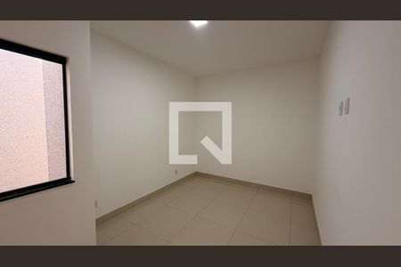 Suíte de casa à venda com 3 quartos, 110m² em Parque Industrial Joao Braz, Goiânia